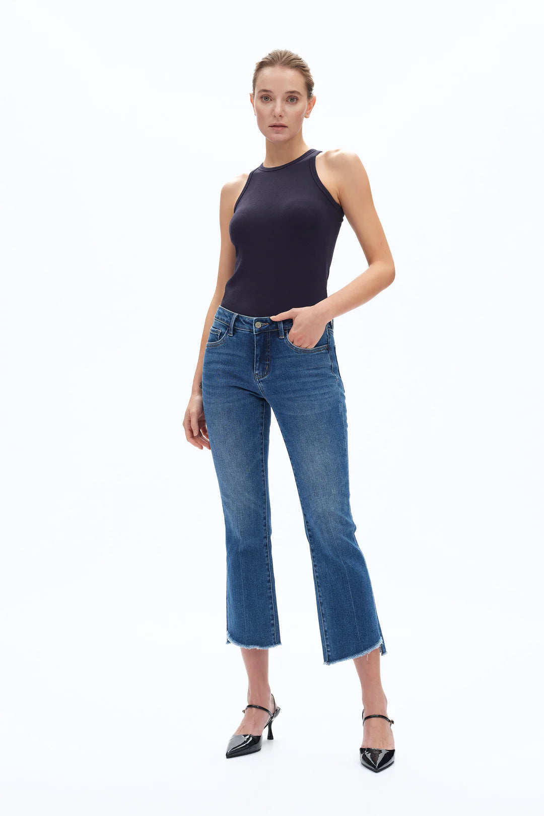 Bayeas Mid Rise Cropped Bootcut W/ Stepped Frayed Hem