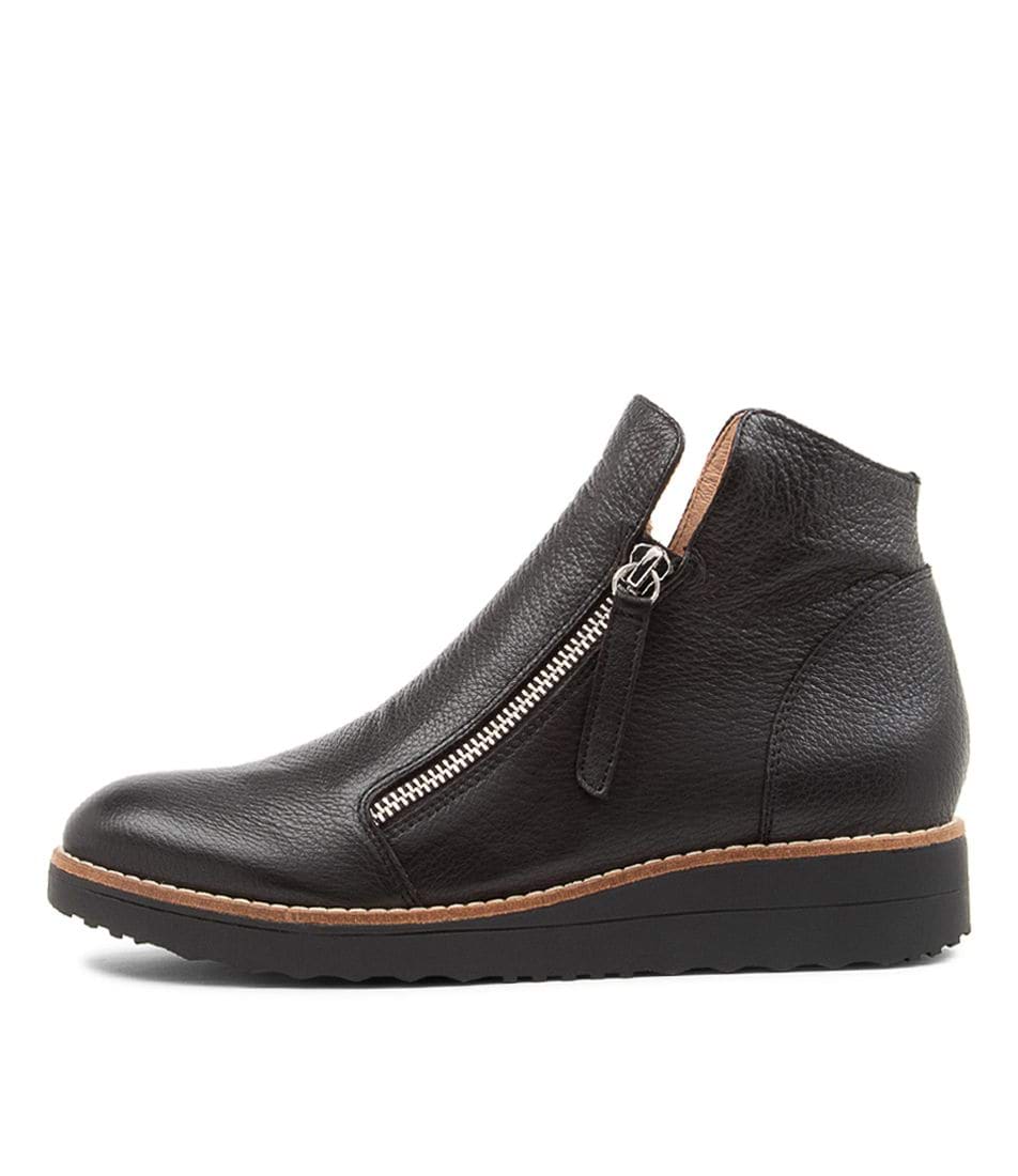 Django& Juliette Ohmy Boot