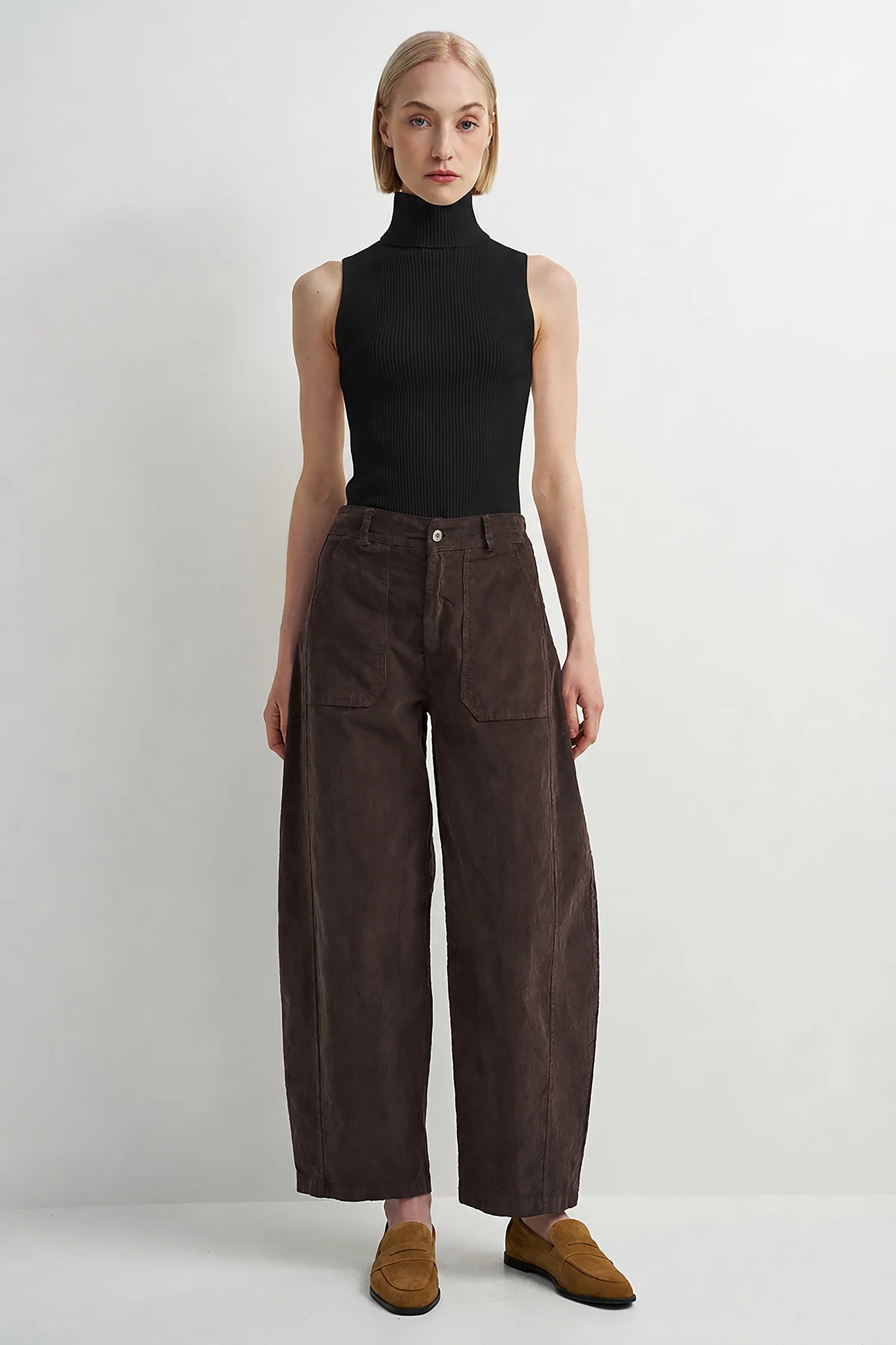 Astrid Wilco Essential Sleeveless Top