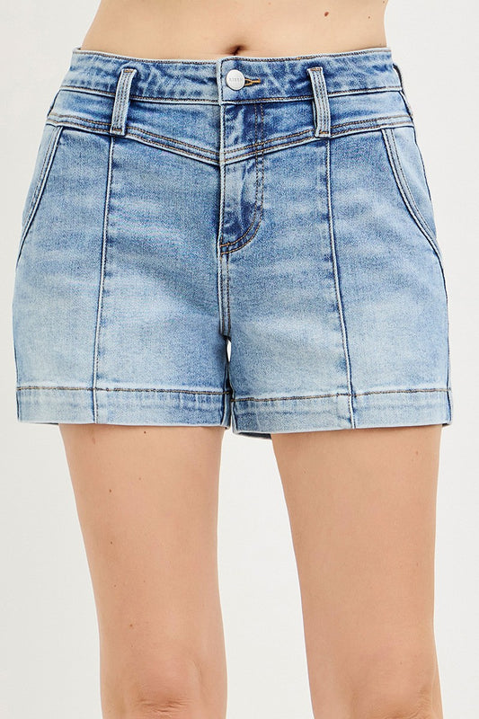 Risen Slouchy Shorts W/ Back Flap Pockets