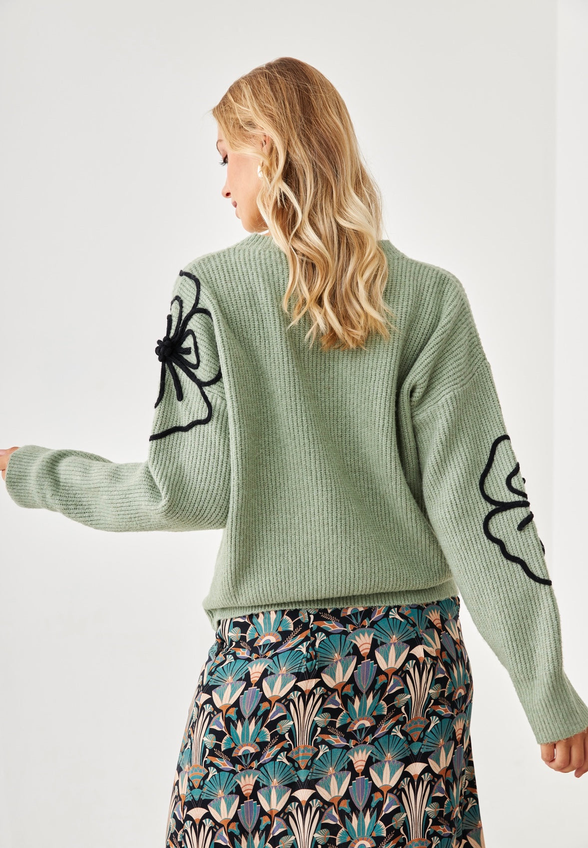 Embroidered crew neck sweater