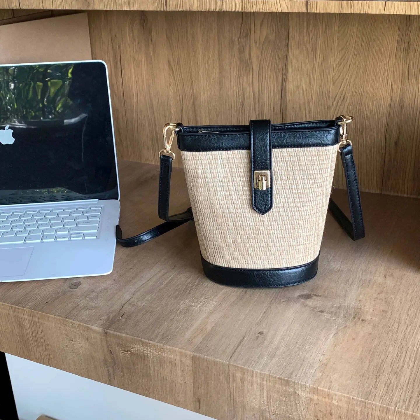 Turn Lock Flat Straw Crossbody