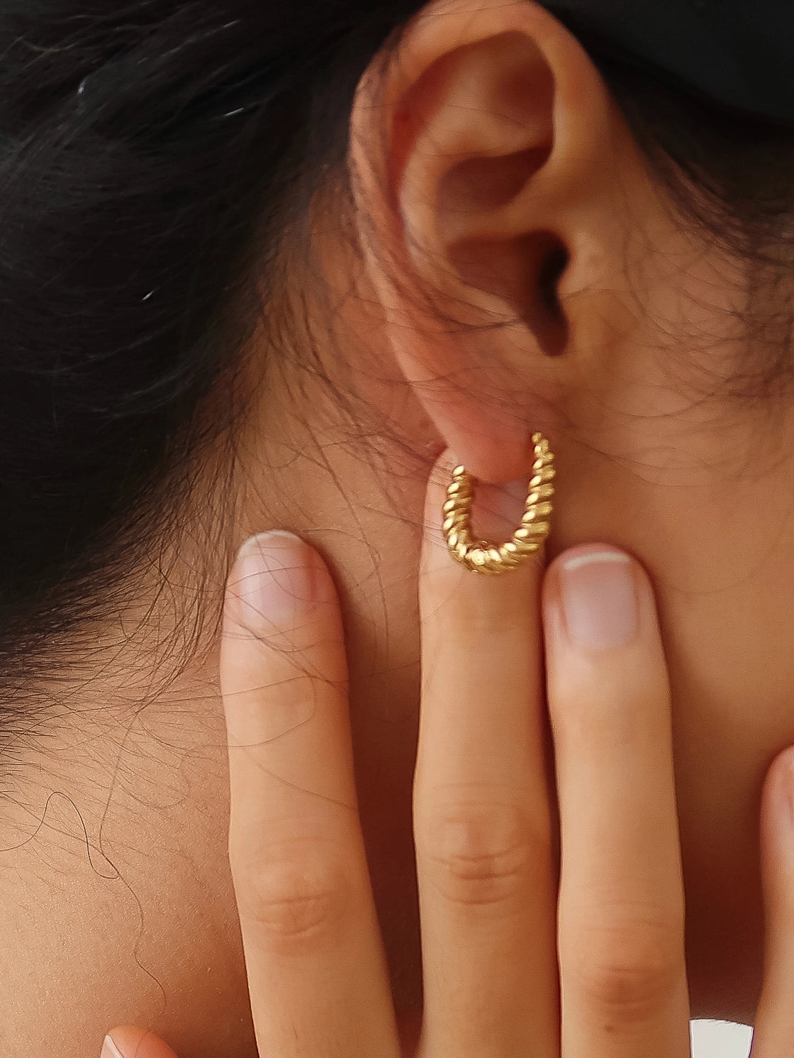 Cere Twisted Hoop Earring