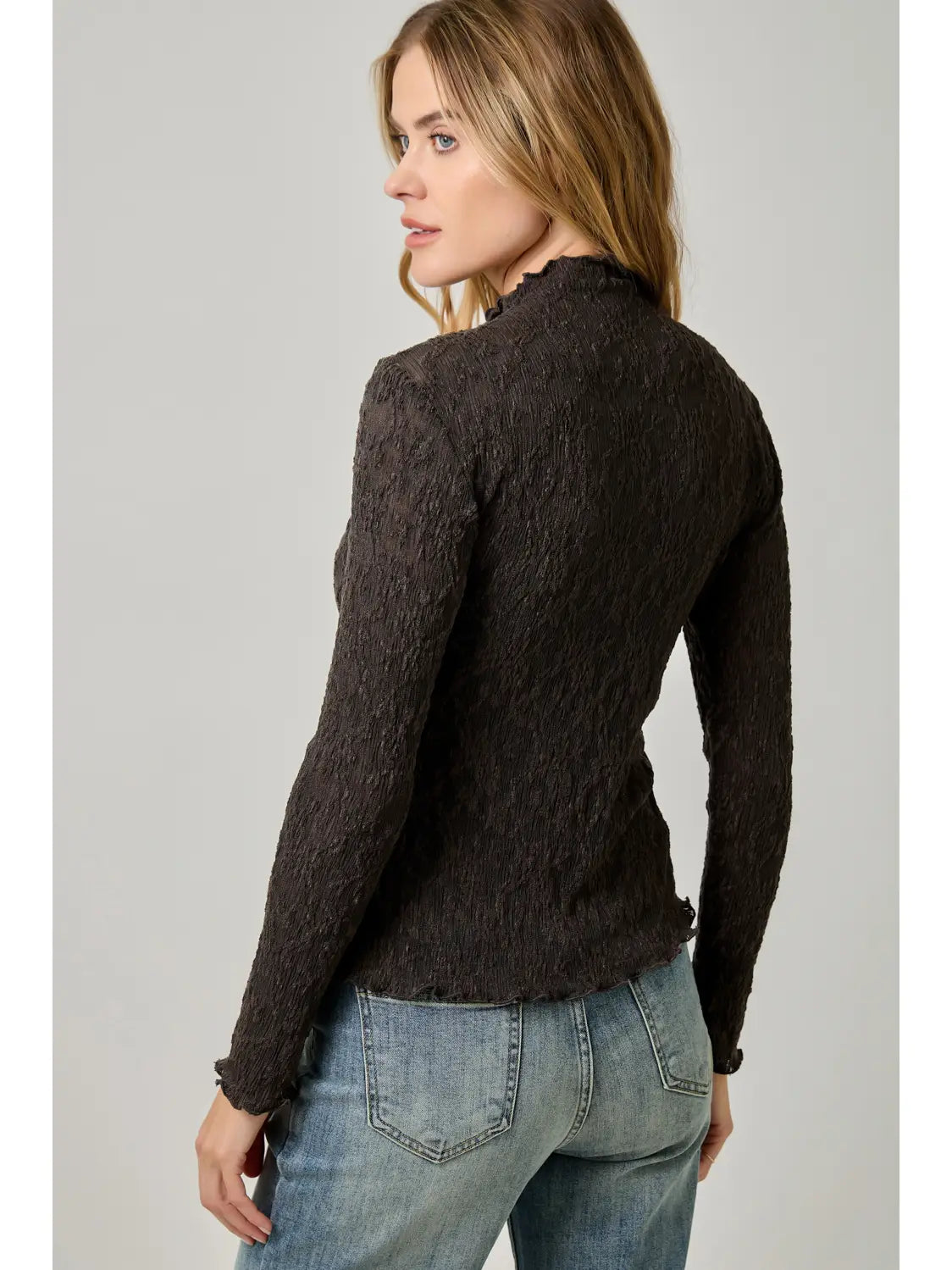 Lettuce Edge Textured Knit Top