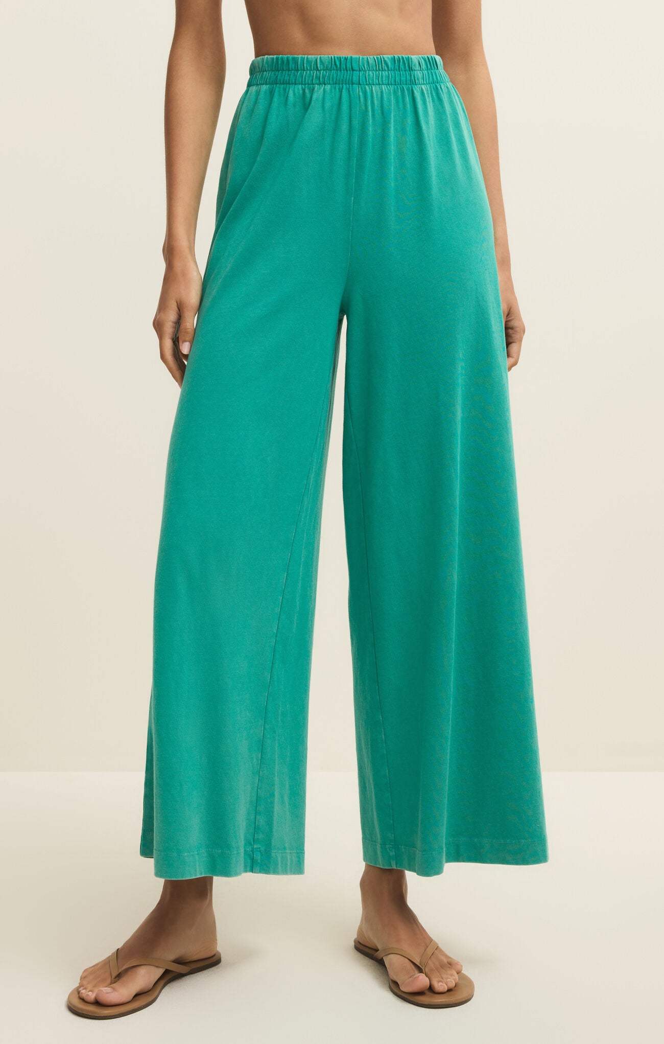 Z Supply Scout Crop Flare Pant