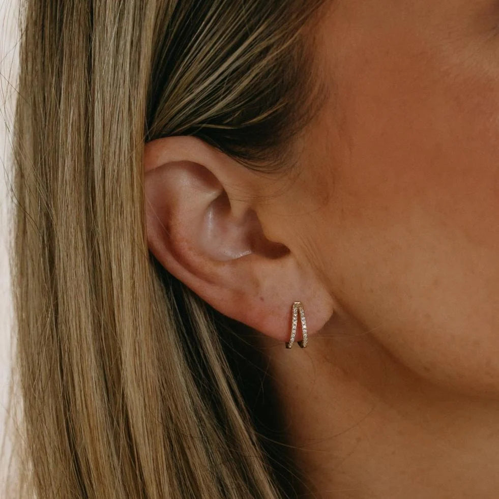 Chloe & Lois Split Hoops