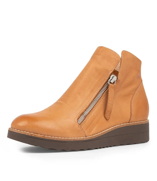 Django& Juliette Ohmy Boot