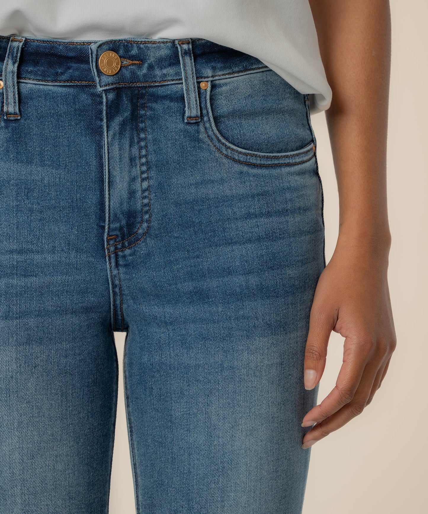 Kut from the Kloth Rachael High Rise Raw Hem Mom Jean