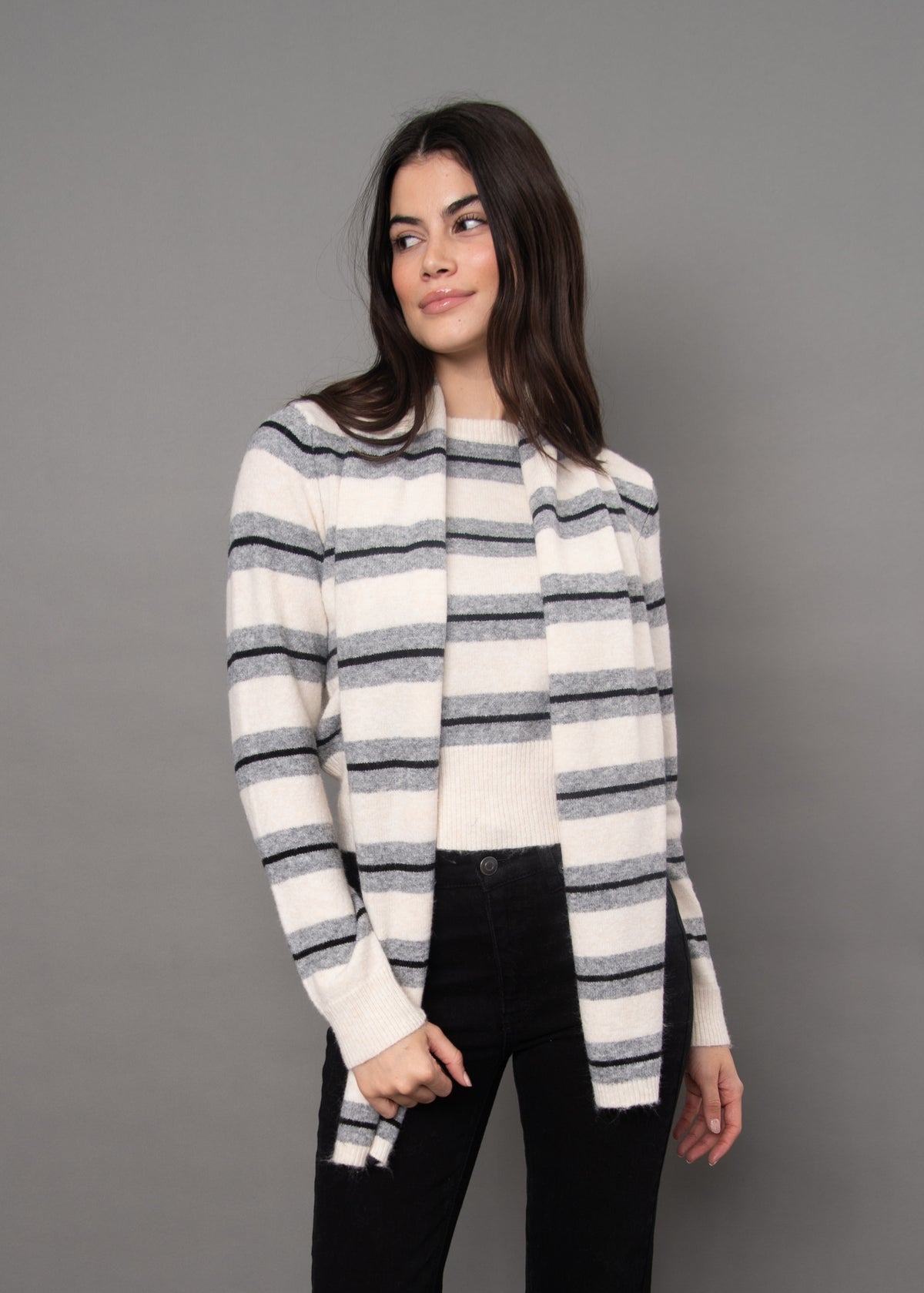 RD Style Kaya Crew Neck W/ Scarf